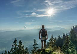 hiker-918473__180